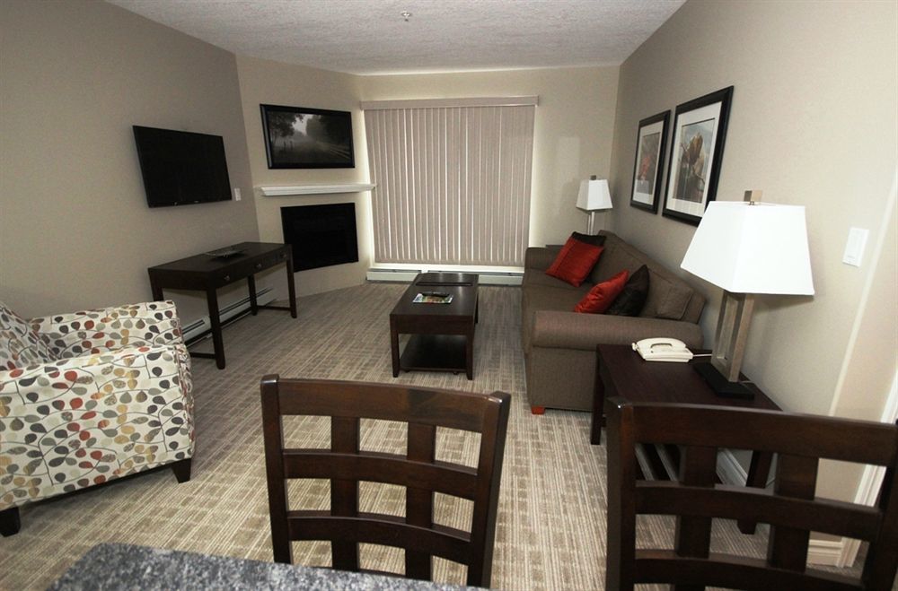 Canterra Suites Hotel Edmonton Exterior foto